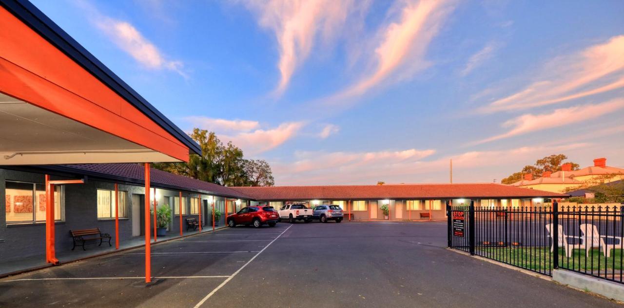 Country Leisure Motor Inn Dubbo Exterior foto