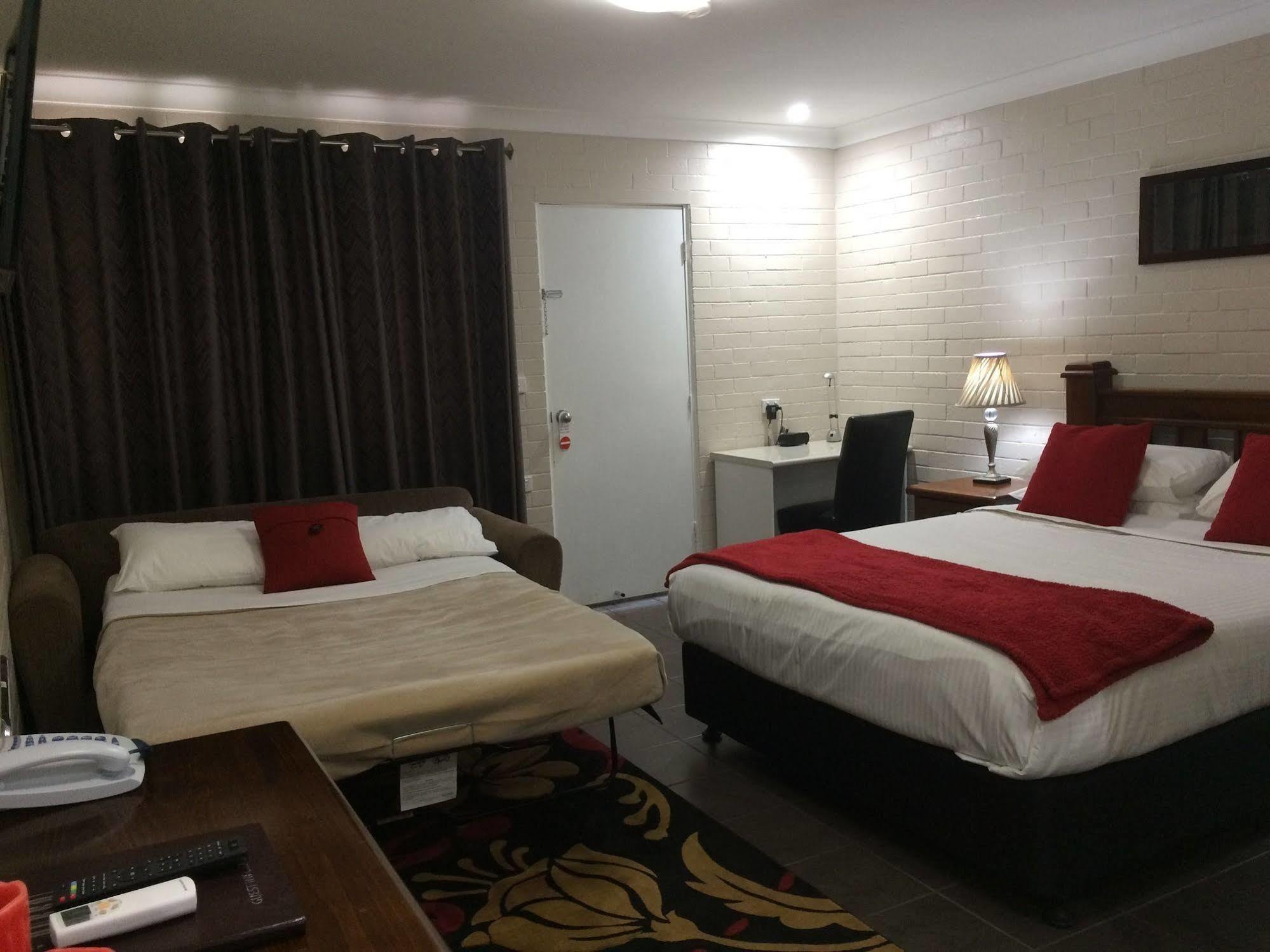 Country Leisure Motor Inn Dubbo Exterior foto